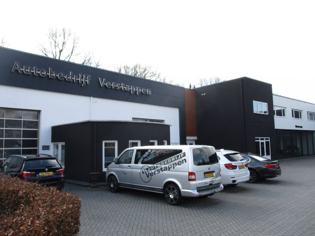 Autobedrijf-verstappen-visual-3